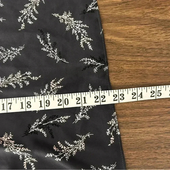 💕 Loft  top XS - Picture 9 of 9